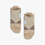 ON PERFORMANCE LOW SOCK W ROSEBROWN SOCKS