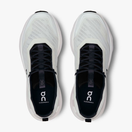 ▷ On cloudnova x white/black por SOLO 170,00 €