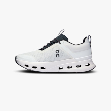 ▷ On cloudnova x w white/black por SOLO 170,00 €