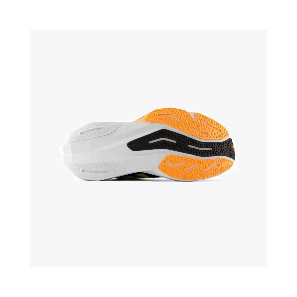 ▷ New balance fuelcell rebel v4 negro/lima por SOLO 160,00 €