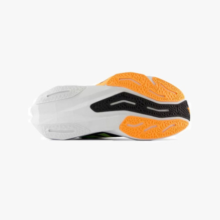 ▷ New balance fuelcell rebel v4 negro/lima por SOLO 160,00 €